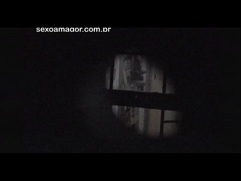 ❤️ Блонді таємно знімає на відео сусідський вуайерист, прихований за порожнистими цеглами ❤ Порно vk у нас